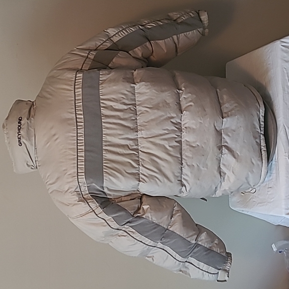 Mens large FLM Greyhound down jacket. - Picture 3 of 6
